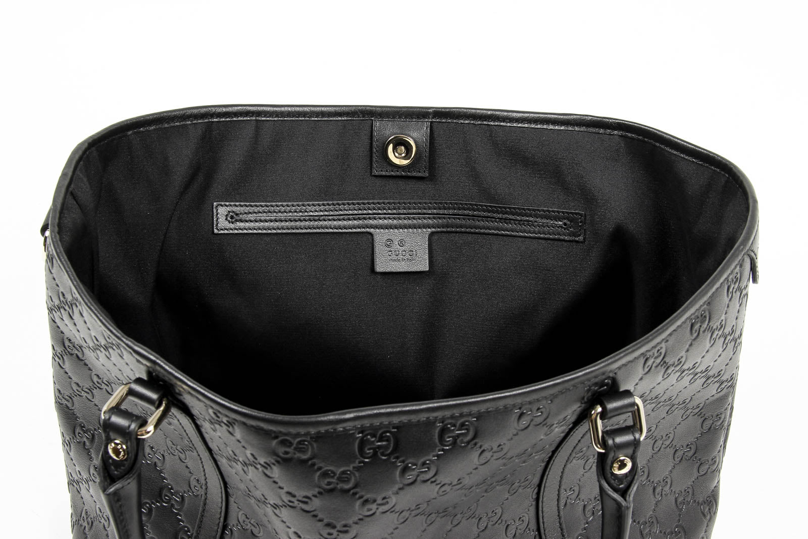 Bolso tote Gucci para mujer de piel negra Guccissima con logotipo GG
