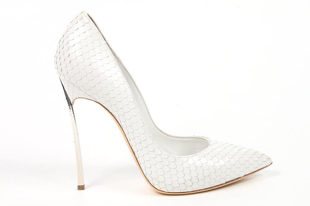 Casadei escote 5523N164.EN4DYNO900