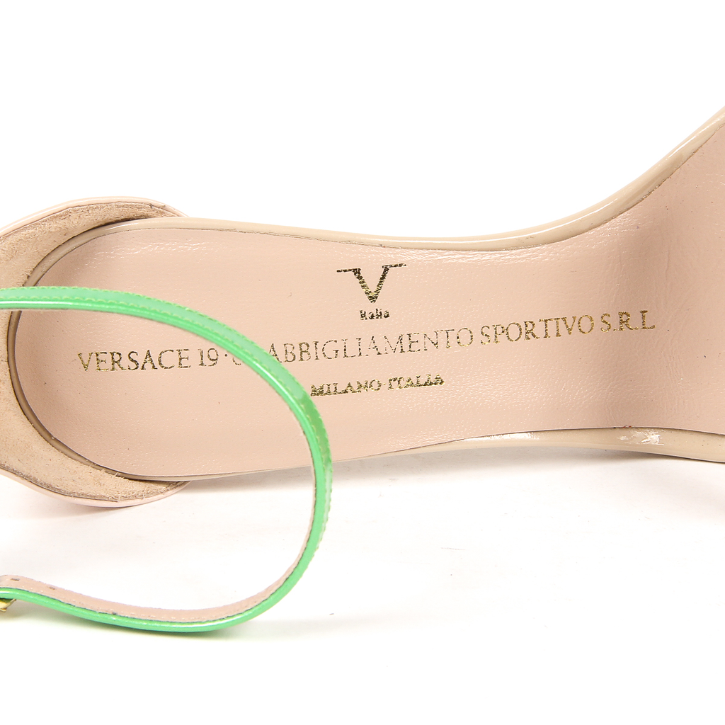 V 1969 Italia Sandalia de tira al tobillo para mujer Multicolor CATALINA