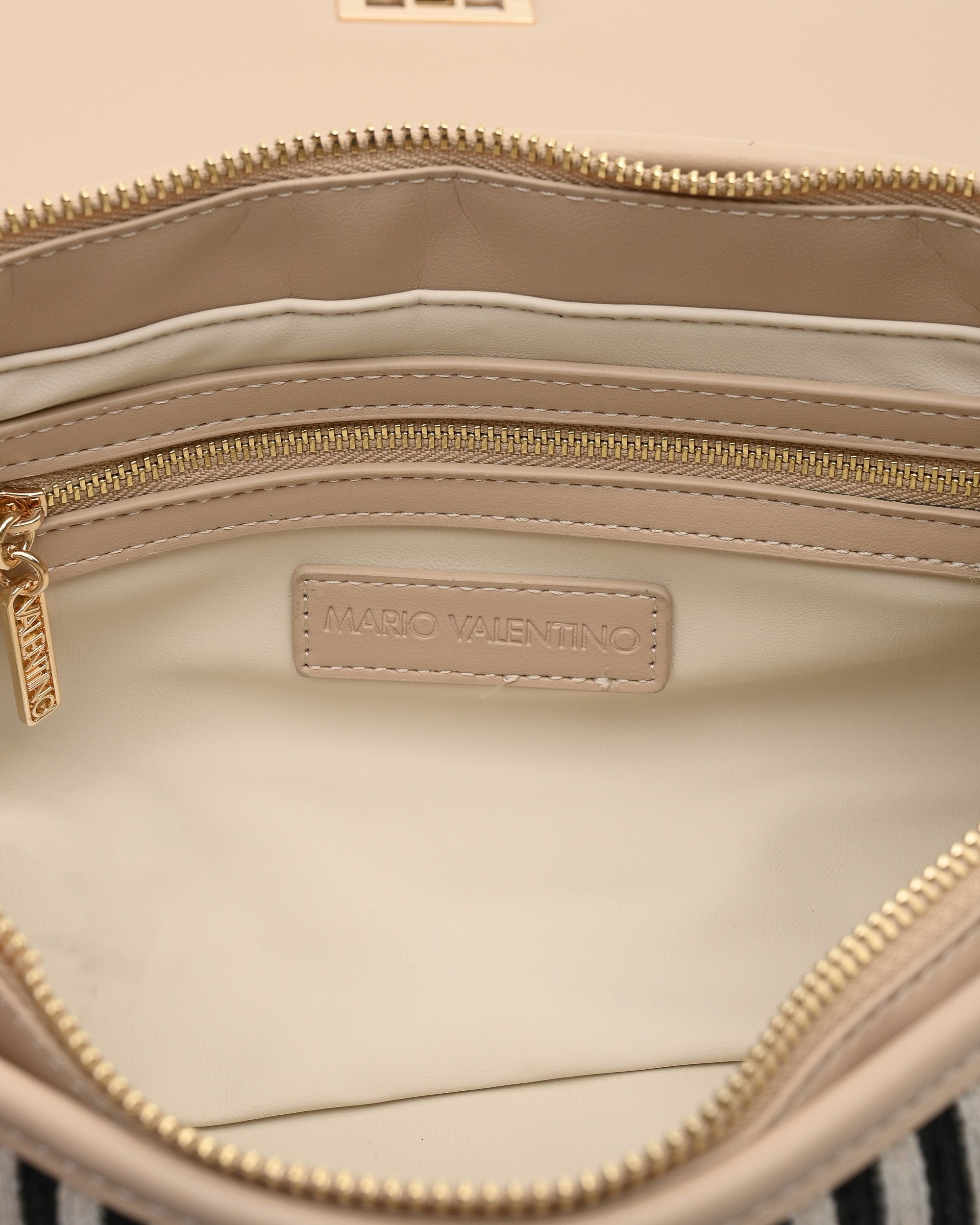 Valentino Womens Shoulder Bag VBS9PU09 Q72
