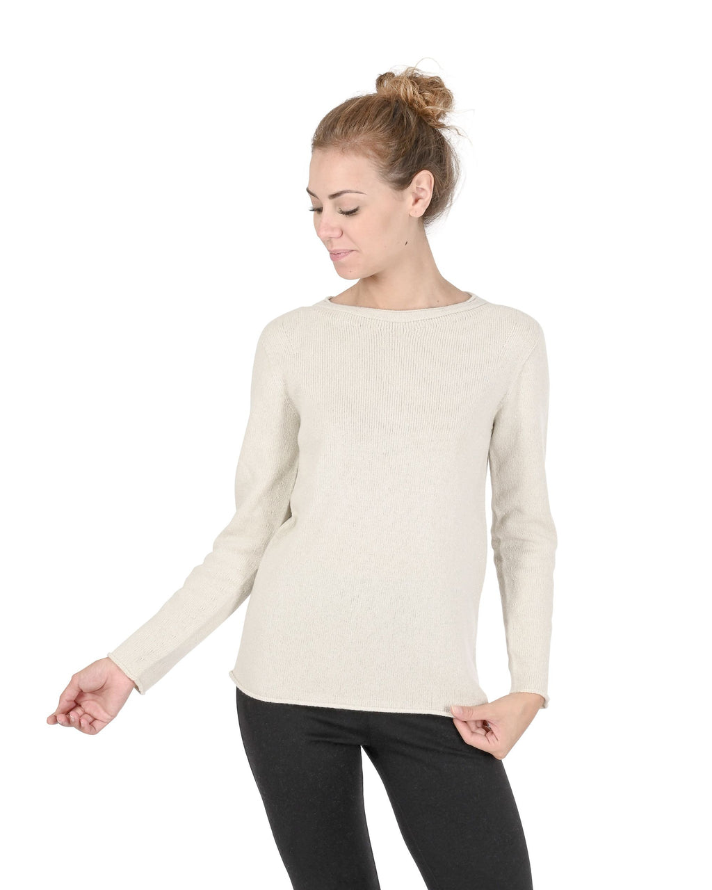 Suéter de cuello barco para mujer de cachemira Crown of Edinburgh COE 0015 CREMA