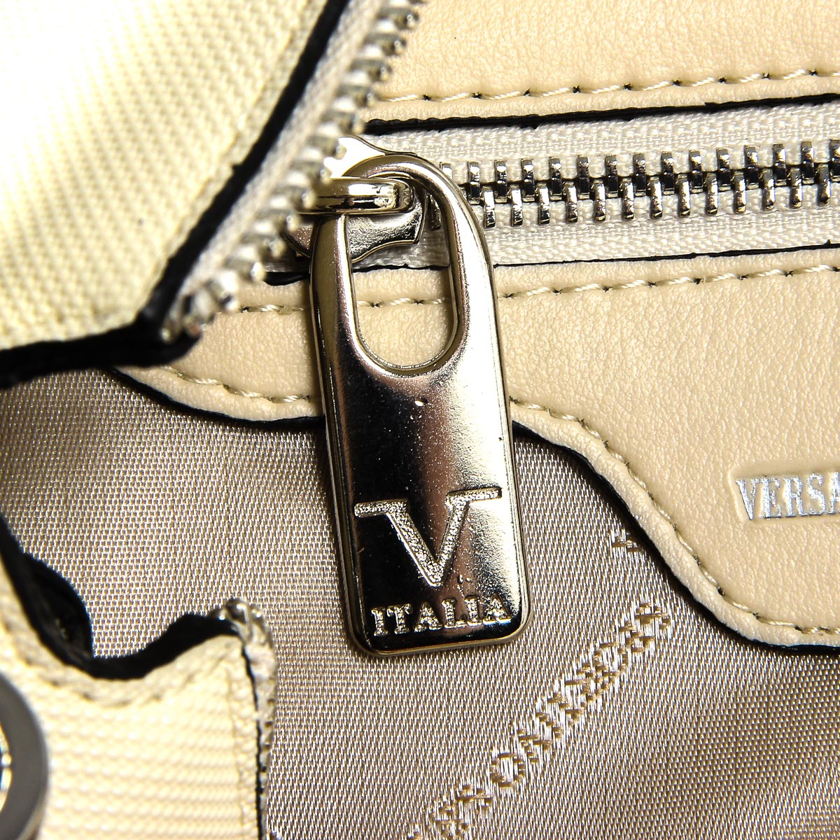 Bolso de mano para mujer V 1969 Italia