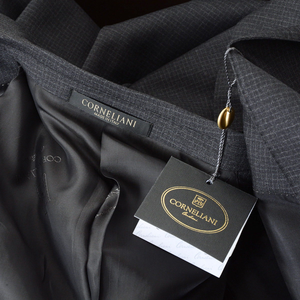 Corneliani Mens Suit Long Sleeves Dark Grey Super 130's