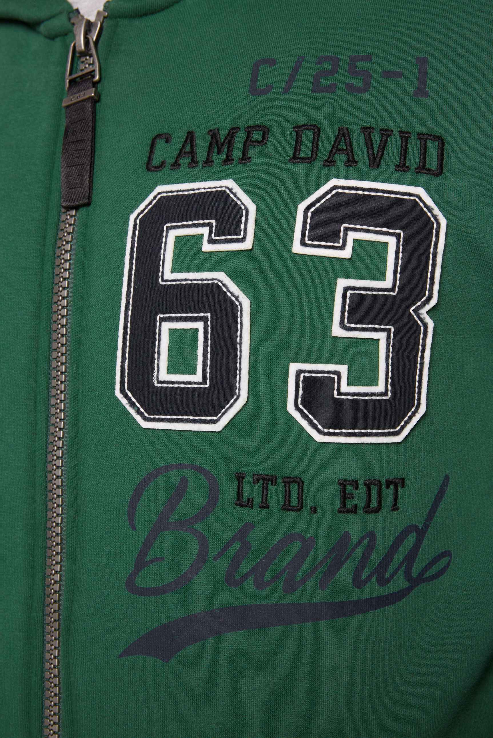 Chaqueta deportiva con capucha para hombre Camp David
