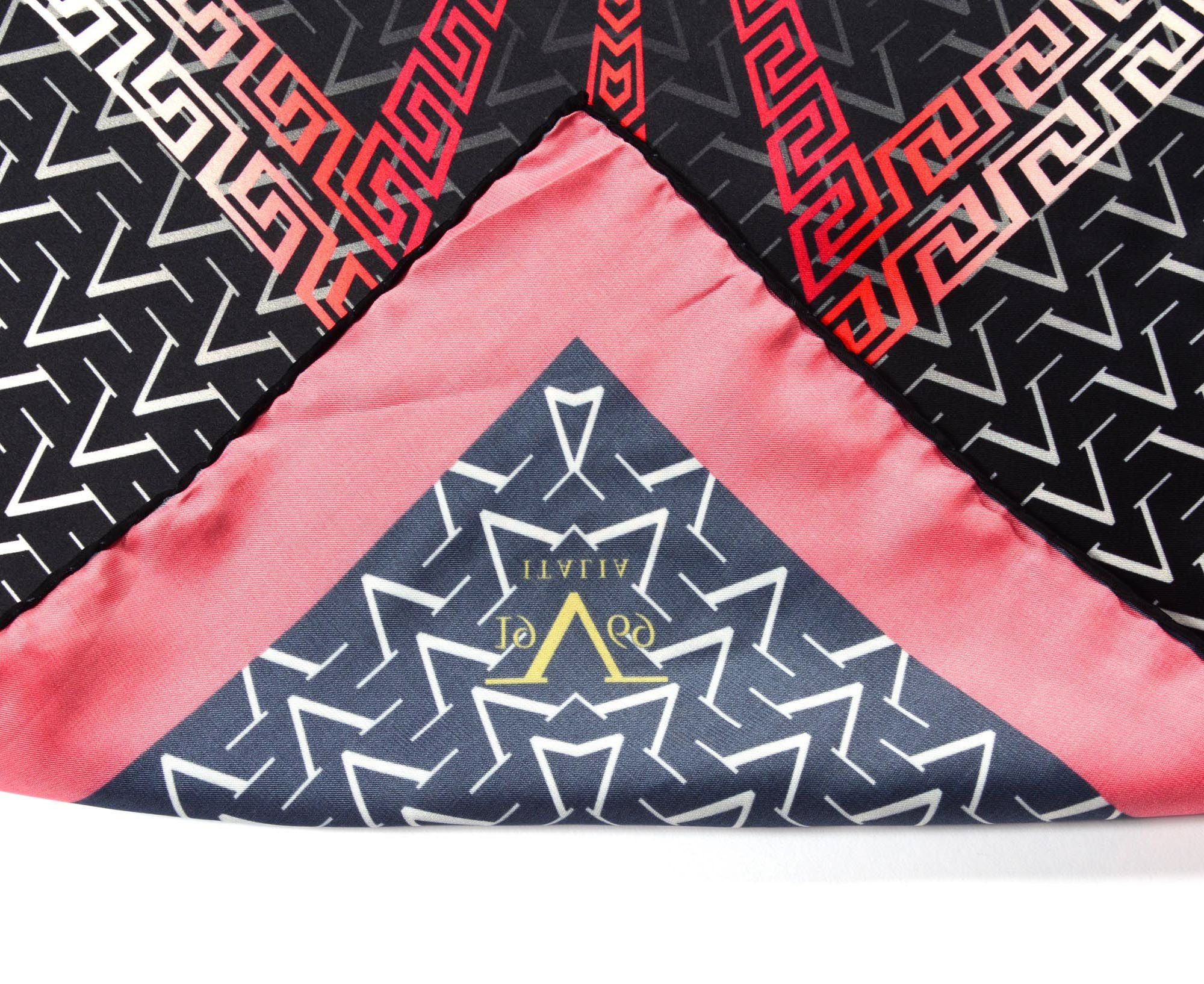V 1969 Italia Womens Foulard Multicolor FAITH