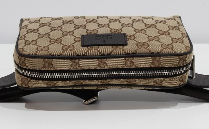Riñonera Gucci en color beige y marrón