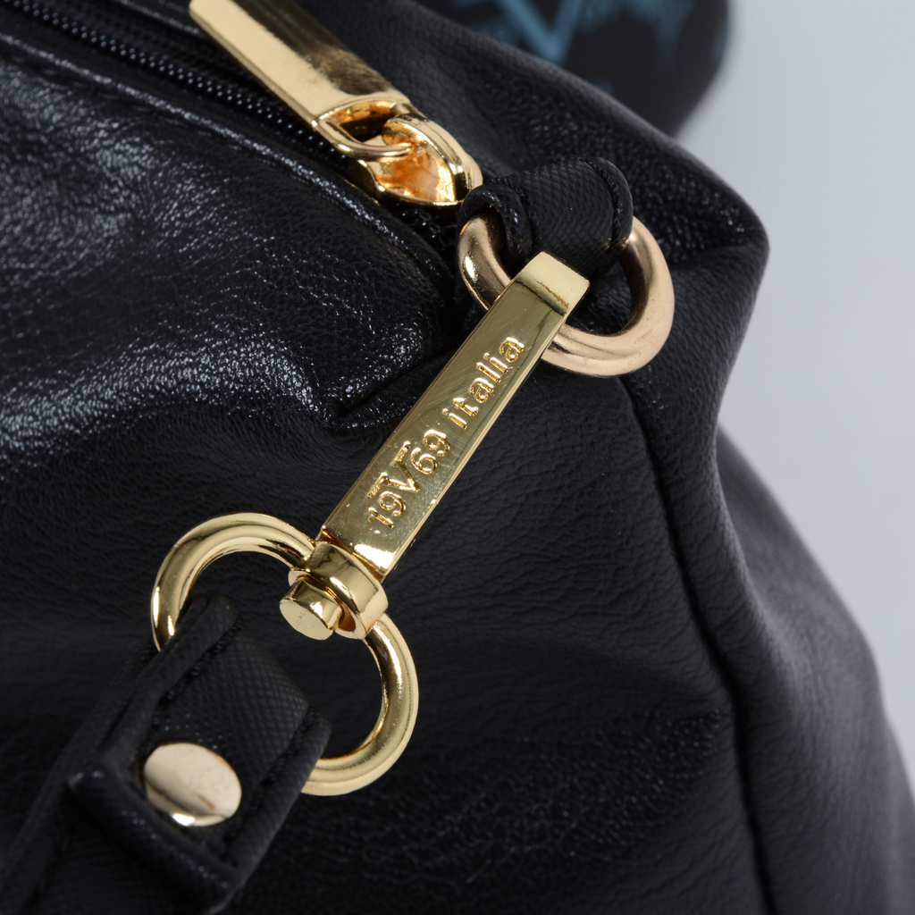 V 1969 Italia Womens Handbag Black SALVADOR