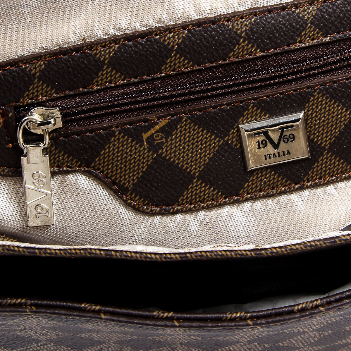 V 1969 Italia Mens Bag
