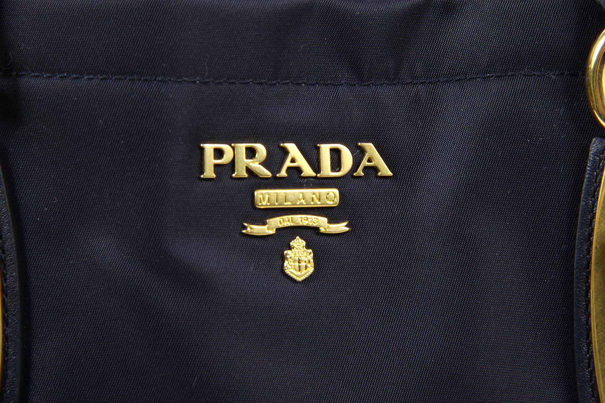 Bolso tote Prada BN1902 Bleu Tessuto Soft Calf