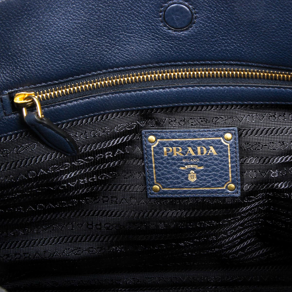 Bolso de mano Prada para mujer 1BG100 UWL F0216 BALTICO VIT DAINO