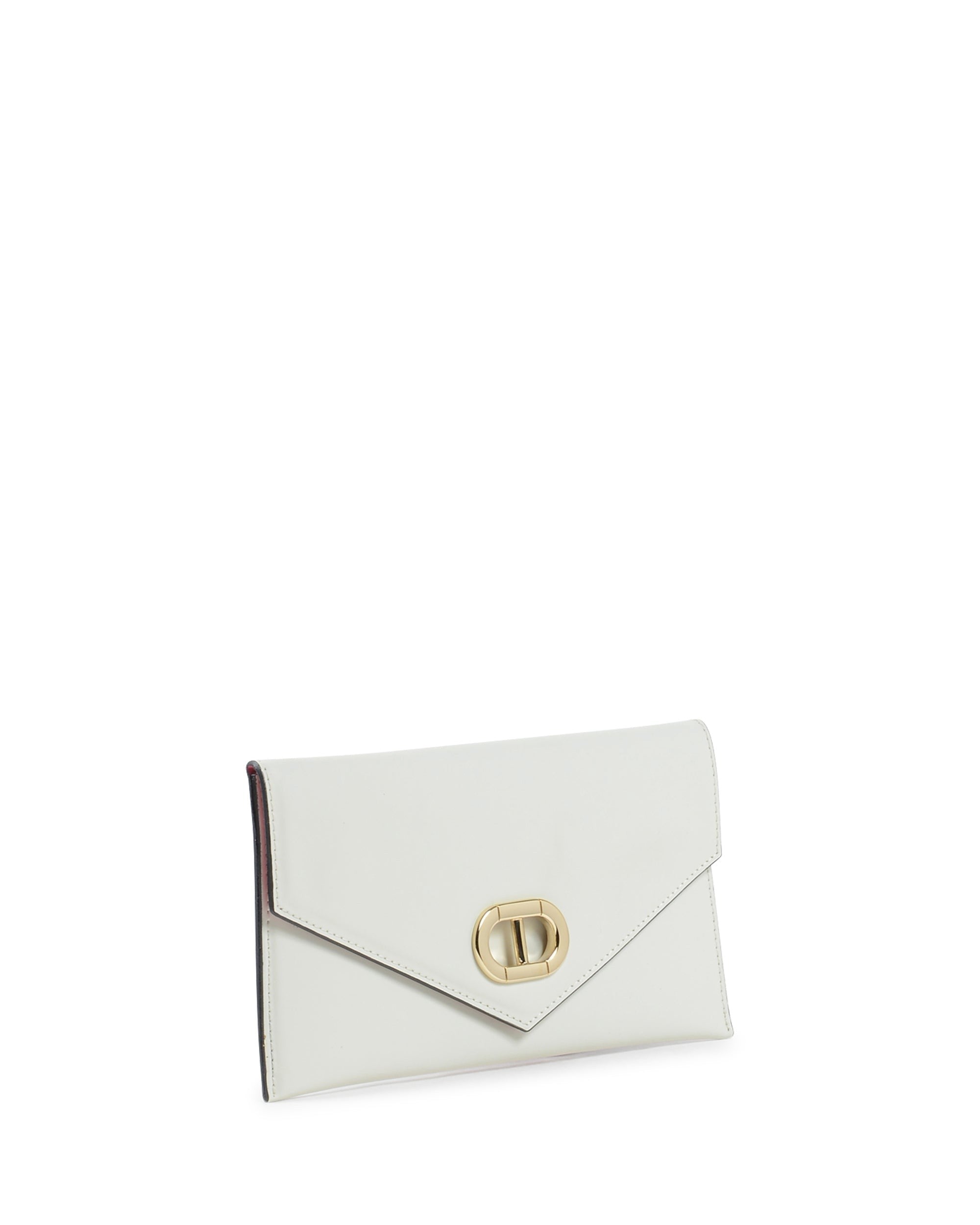 Clutch tipo sobre de piel color blanco