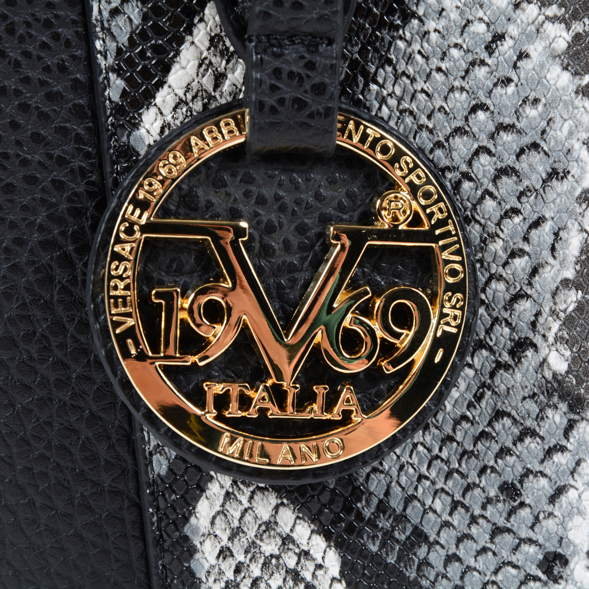 V 1969 Italia Womens Handbag Black KIEV